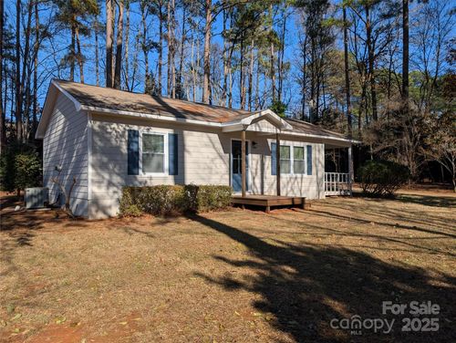 134 Pine Bluff Dr, Mooresville, NC, 28117-6654 | Card Image