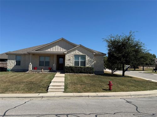 300 Western Sky Trl, Jarrell, TX, 76537-1777 | Card Image