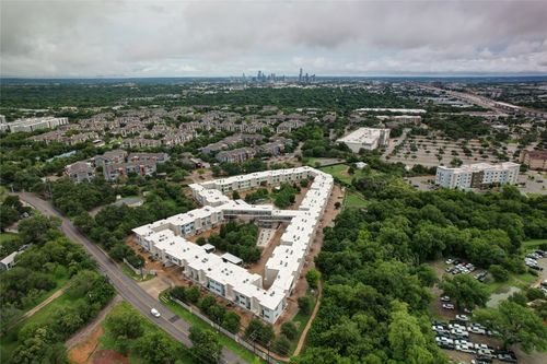 101-604 N Bluff Dr, Austin, TX, 78745-4555 | Card Image