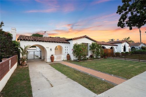 3626 W 62nd St, LOS ANGELES, CA, 90043-3704 | Card Image