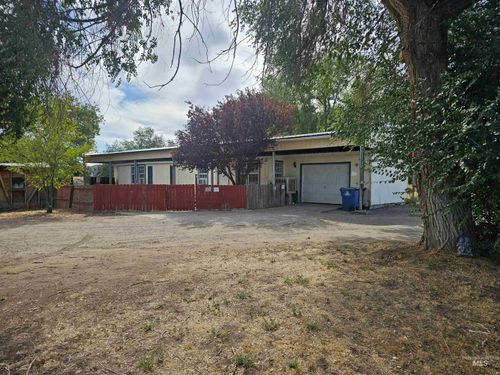 713 Sw Paiute St, Mountain Home, ID, 83647-6291 | Card Image