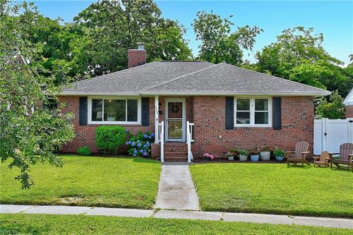 4704 Mayflower Rd, Norfolk, VA, 23508-2715 | Card Image