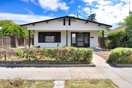 1538 N Wilson Ave, Fresno, CA, 93728-1647 | Card Image