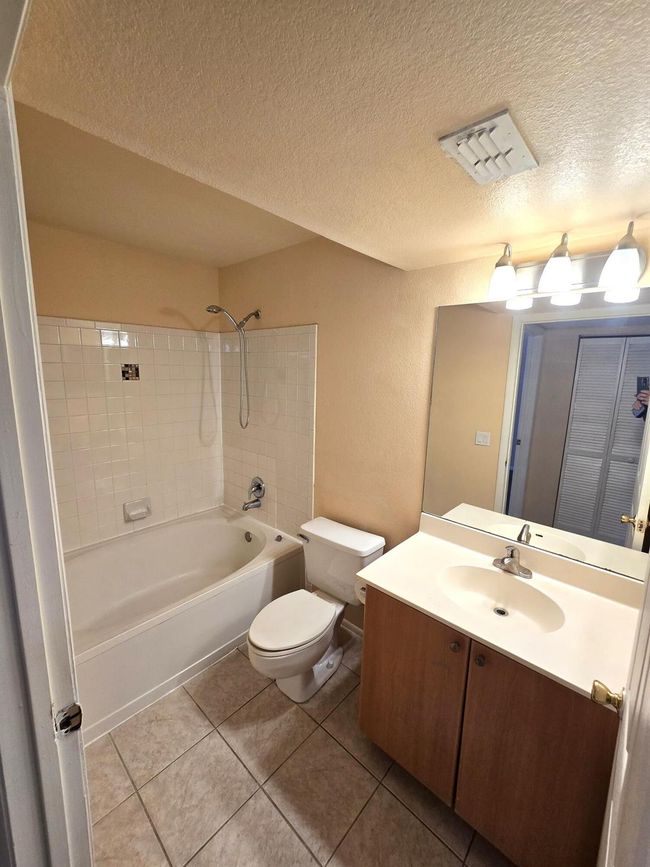6109 - 1780 Palm Cove Blvd, Condo with 2 bedrooms, 2 bathrooms and null parking in Delray Beach FL | Image 9