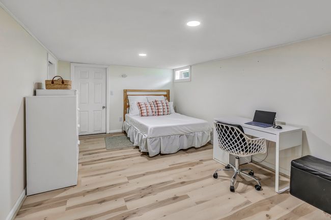 14 N Coe Ln, House other with 3 bedrooms, 2 bathrooms and null parking in Ansonia CT | Image 35