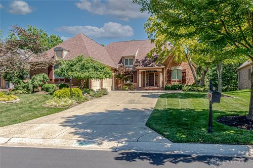 1209 Club View Dr, Centerville, OH, 45458-6081 | Card Image