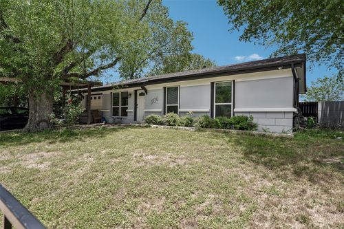 1106 Chesapeake Dr, Austin, TX, 78758-7415 | Card Image