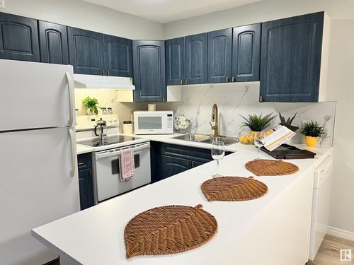 102-11825 71 St Nw, Edmonton, AB, T5B1W4 | Card Image