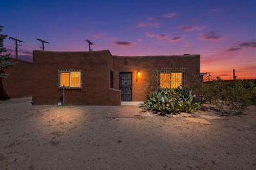 9621 Central Ave Nw, Albuquerque, NM, 87121-7984 | Card Image