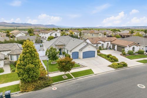 226 Hampton Dr, Santa Maria, CA, 93454-3495 | Card Image