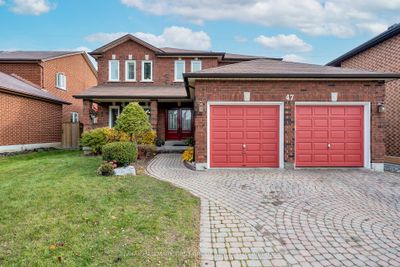 47 Stratton Cres, House other with 4 bedrooms, 4 bathrooms and 6 parking in Whitby ON | Image 1