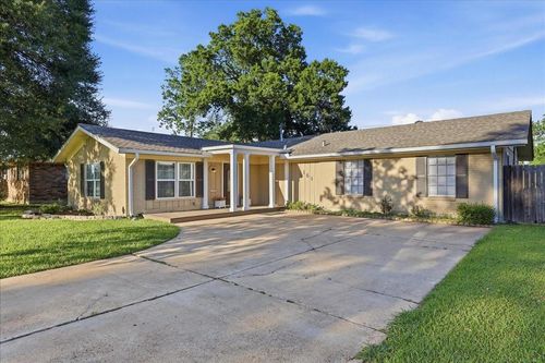 161 Rosine St, Beaumont, TX, 77707-2336 | Card Image
