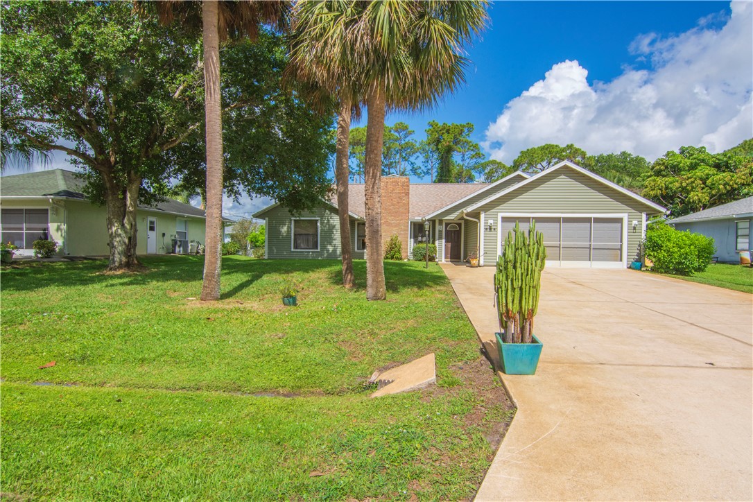 Toledo St, Sebastian, FL 32958
