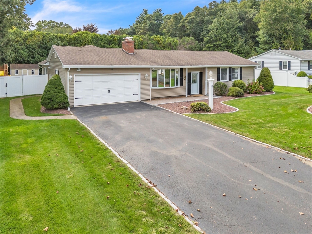 Brien St, Agawam, MA 01001