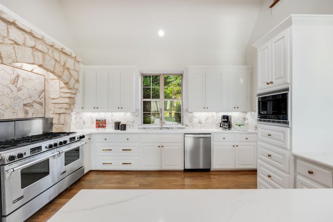 1900 Broken Lance Ln, House other with 5 bedrooms, 4 bathrooms and null parking in Rockwall TX | Image 11