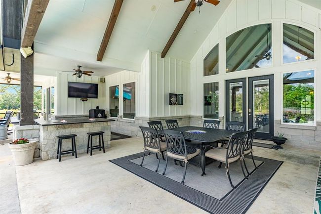 337 Thousand Oaks Dr, House other with 4 bedrooms, 3 bathrooms and 3 parking in Angleton TX | Image 18