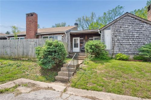 11303 Calico Dr, Kansas City, MO, 64137-2217 | Card Image