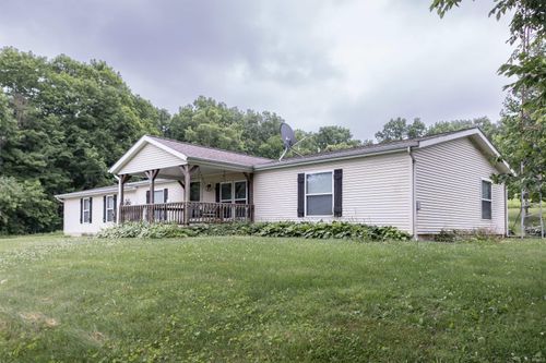 3590 Maul Ridge Road Common, Bedford, IN, 47421 | Card Image