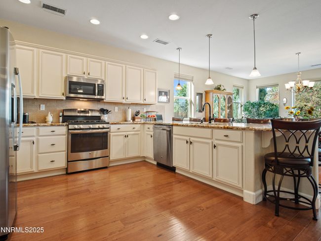 1221 Lasso Ln, House other with 3 bedrooms, 3 bathrooms and 5 parking in Gardnerville NV | Image 7