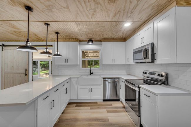 Kitchen | Image 6