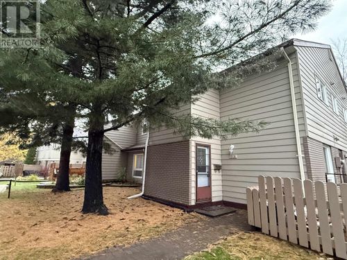 610 Nobel Rd, Thunder Bay, ON, P7B5Y8 | Card Image