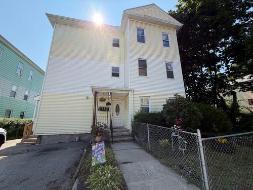 212 Vernon St, Worcester, MA, 01607-1103 | Card Image