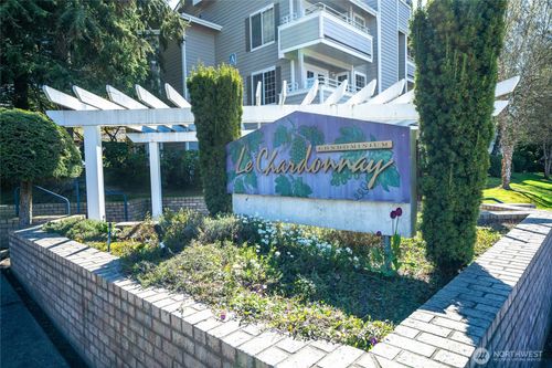 f-104-14007 Ne 181st St, Woodinville, WA, 98072-3502 | Card Image