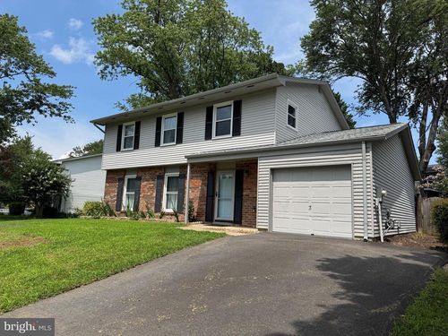 1717 Fallsway Dr, CROFTON, MD, 21114-1801 | Card Image