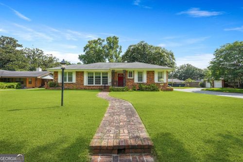 244 E 64th St, Savannah, GA, 31405-5305 | Card Image