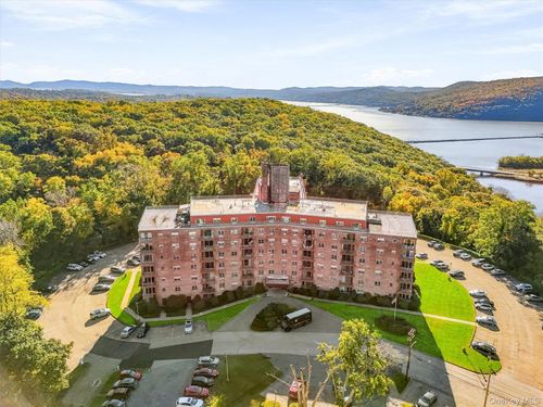 3a-1 Lakeview Dr, Peekskill, NY, 10566-2245 | Card Image