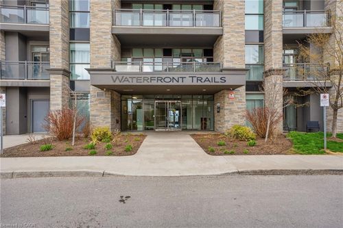 330-35 Southshore Cres, Stoney Creek, ON, L8E0J2 | Card Image