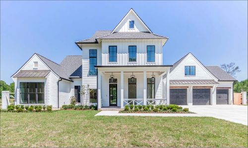 6815 Bizzell Howell Ln, College Grove, TN, 37046-9252 | Card Image