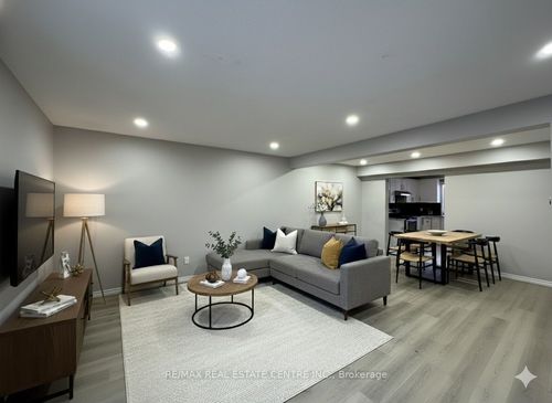 34-190 Fleming Dr, London, ON, N5V5B8 | Card Image