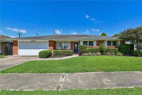 2608 Jean Lafitte Pkwy, Chalmette, LA, 70043-4012 | Card Image