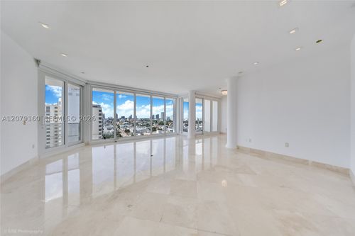 ph12-100 Lincoln Rd, Miami Beach, FL, 33139-2013 | Card Image