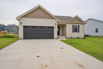 541 Judah Cir, House other with 3 bedrooms, 2 bathrooms and 2 parking in Clarksville TN | Image 3