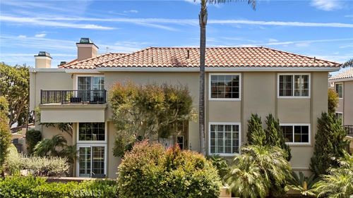 19292 Sawgrass Ln, Huntington Beach, CA, 92648 | Card Image