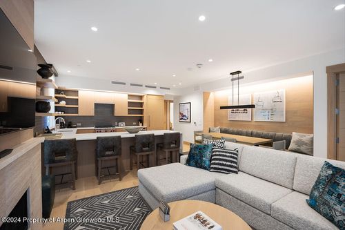 464-130 Wood Rd, Snowmass Village, CO, 81615 | Card Image