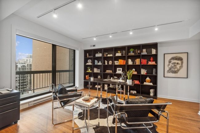 APT-19 - 1418 N Lake Shore Dr, Condo with 3 bedrooms, 4 bathrooms and 2 parking in CHICAGO IL | Image 23