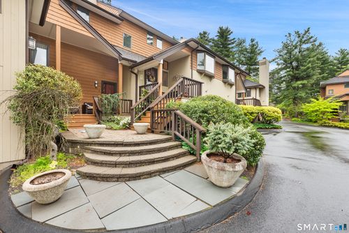 6-6 Stratford Park, Bloomfield, CT, 06002-2143 | Card Image