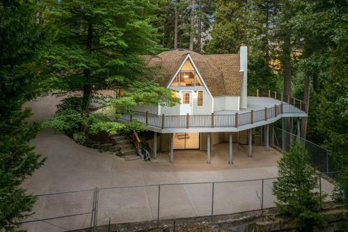 13008 Summit Ridge Dr, Nevada City, CA, 95959-8853 | Card Image
