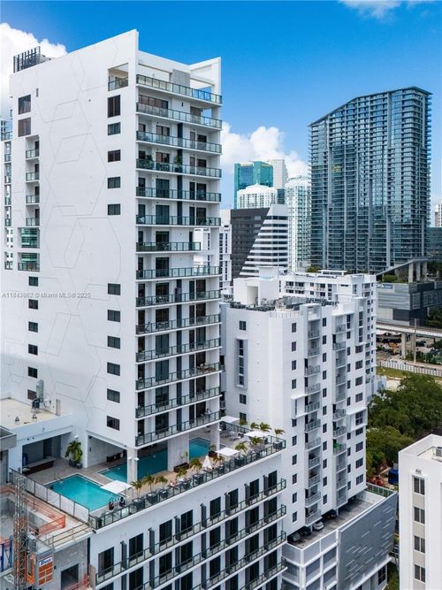 apt-2-229 Sw 9th St, Miami, FL, 33130-3532 | Card Image