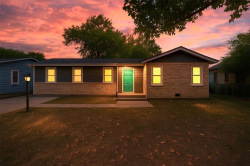 2128 Sunnydell Ave, Waco, TX, 76711-1963 | Card Image