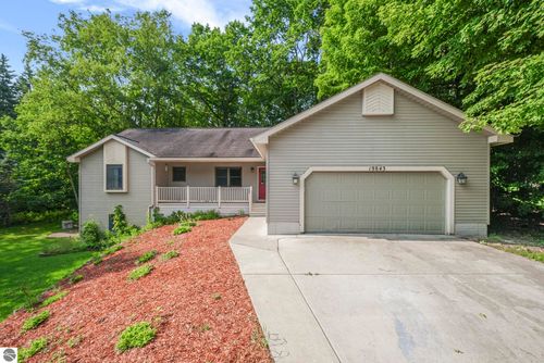 19843 Pine Woods Dr, Lake Ann, MI, 49650-9508 | Card Image
