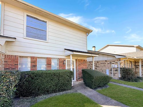 6630 Lexington Dr, Beaumont, TX, 77706-5892 | Card Image