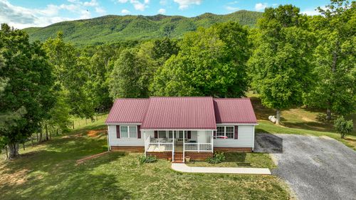 11790 Narrow Passage Rd, Eagle Rock, VA, 24085-3735 | Card Image