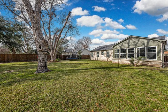 3218 Cumberland Ave, House other with 3 bedrooms, 2 bathrooms and 2 parking in Waco TX | Image 83