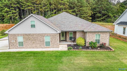 65 Betty Way, Scottsboro, AL, 35769-8723 | Card Image