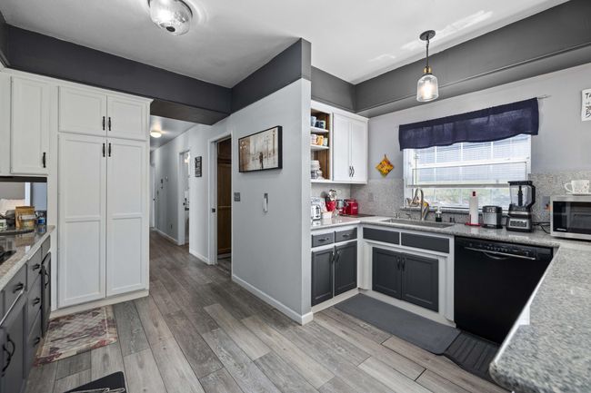 18401 Pellisier Rd-37 | Image 30