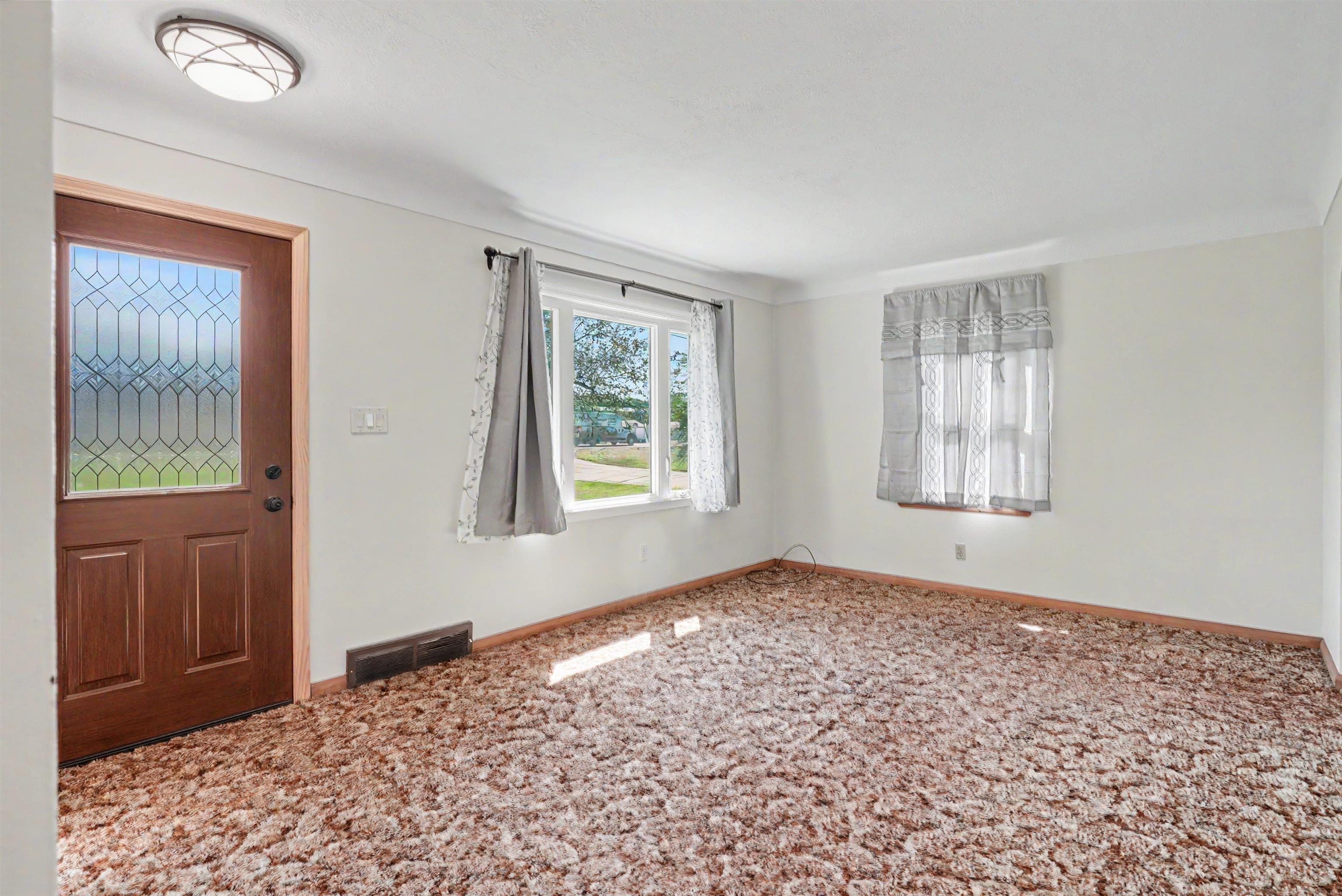 Residential in Washburn 4